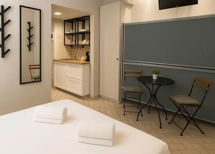 Eroma - Colosseo Apartment